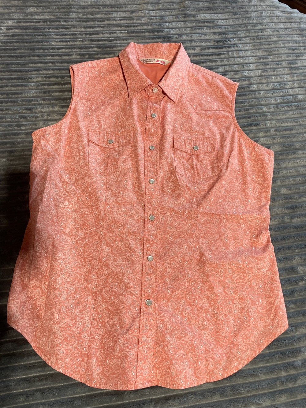 Sleeveless Coral Paisley Snap-Front Western Shirt